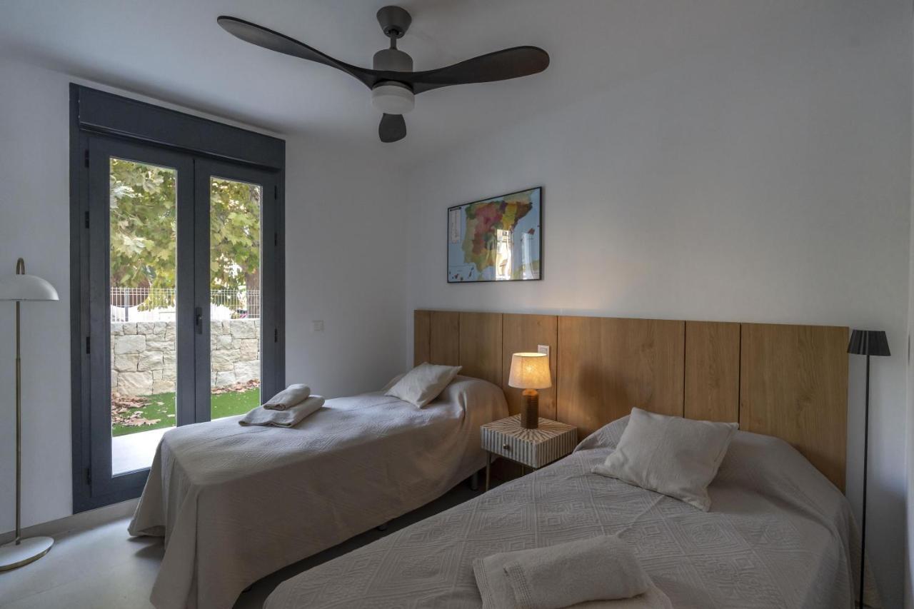 Prime Spanish Holidays - Marina Bay Apartment Jávea Eksteriør billede