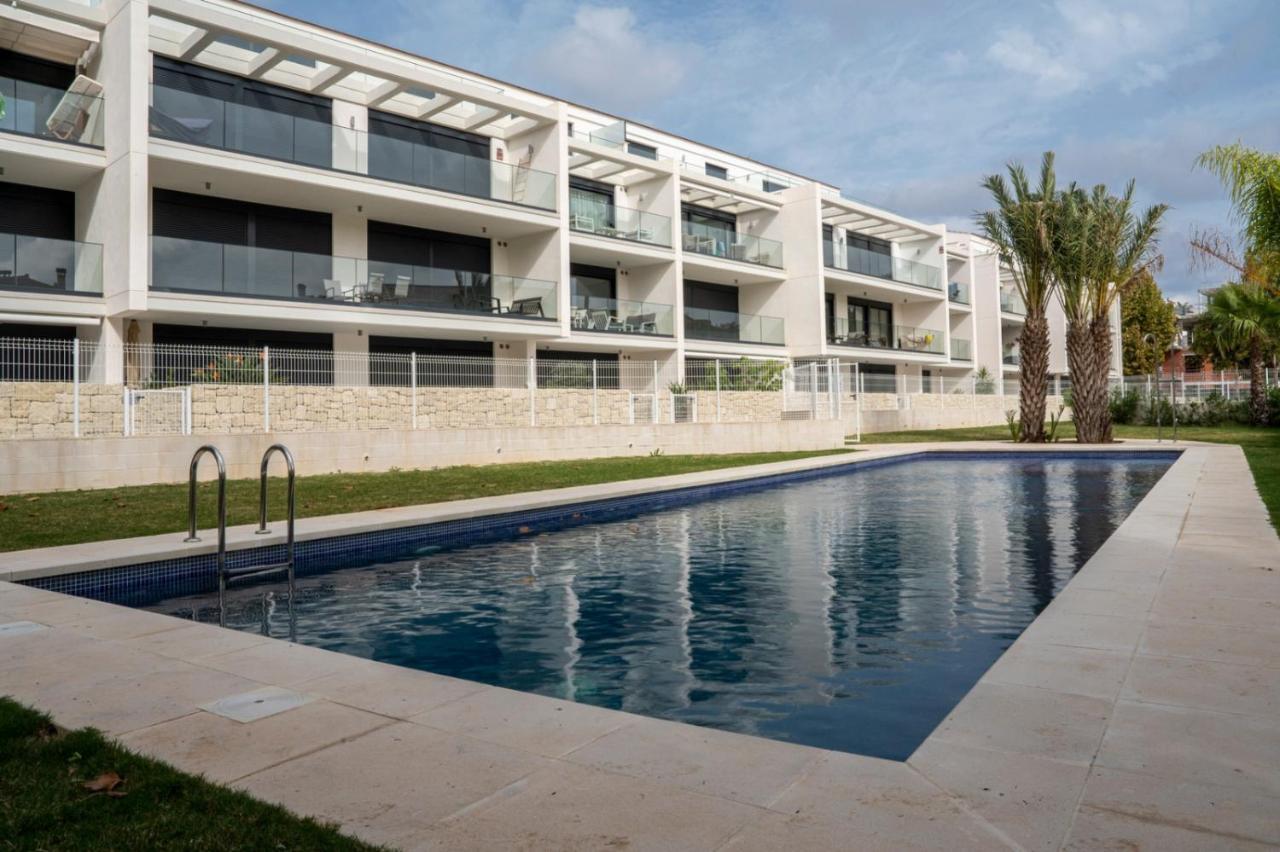 Prime Spanish Holidays - Marina Bay Apartment Jávea Eksteriør billede