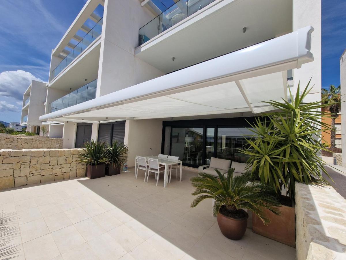 Prime Spanish Holidays - Marina Bay Apartment Jávea Eksteriør billede